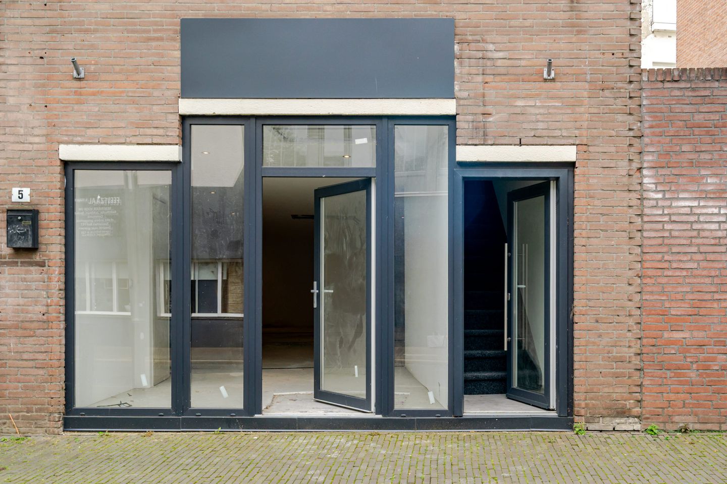 Bekijk foto 2 van Dautzenbergstraat 5