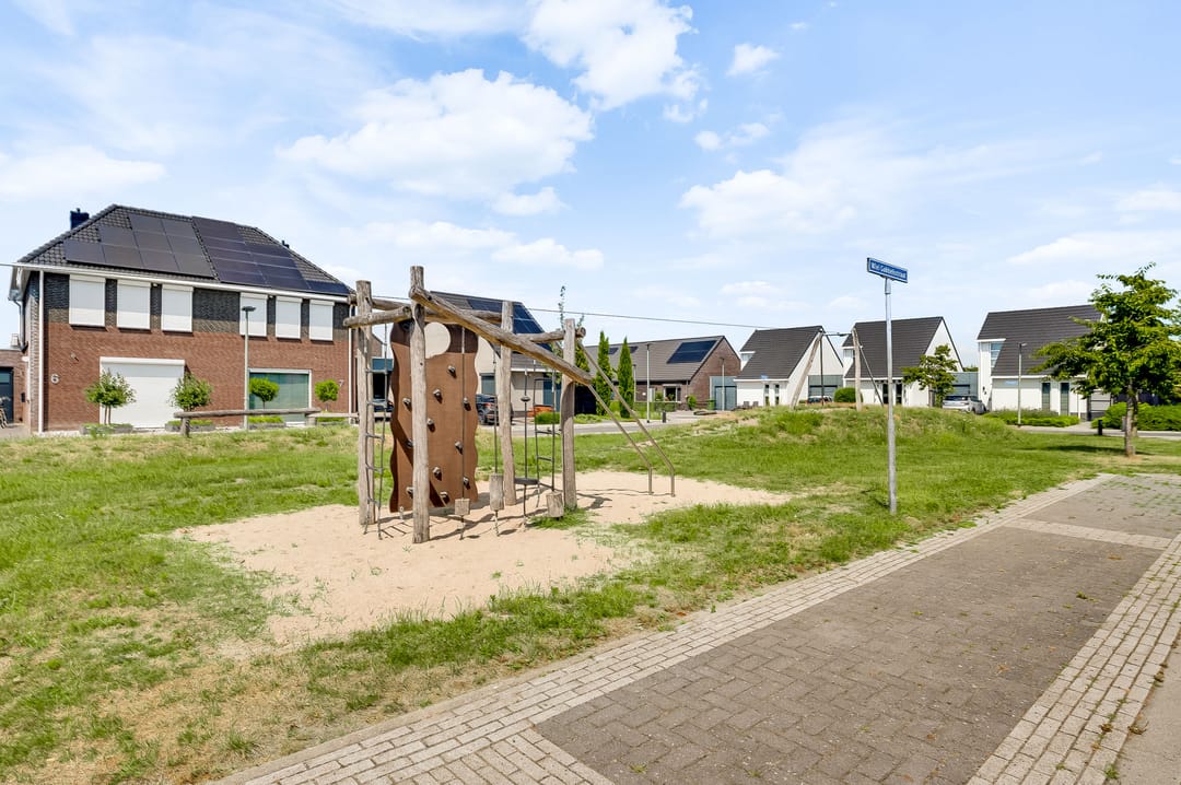 Photo 7 of Montgomerystraat 27