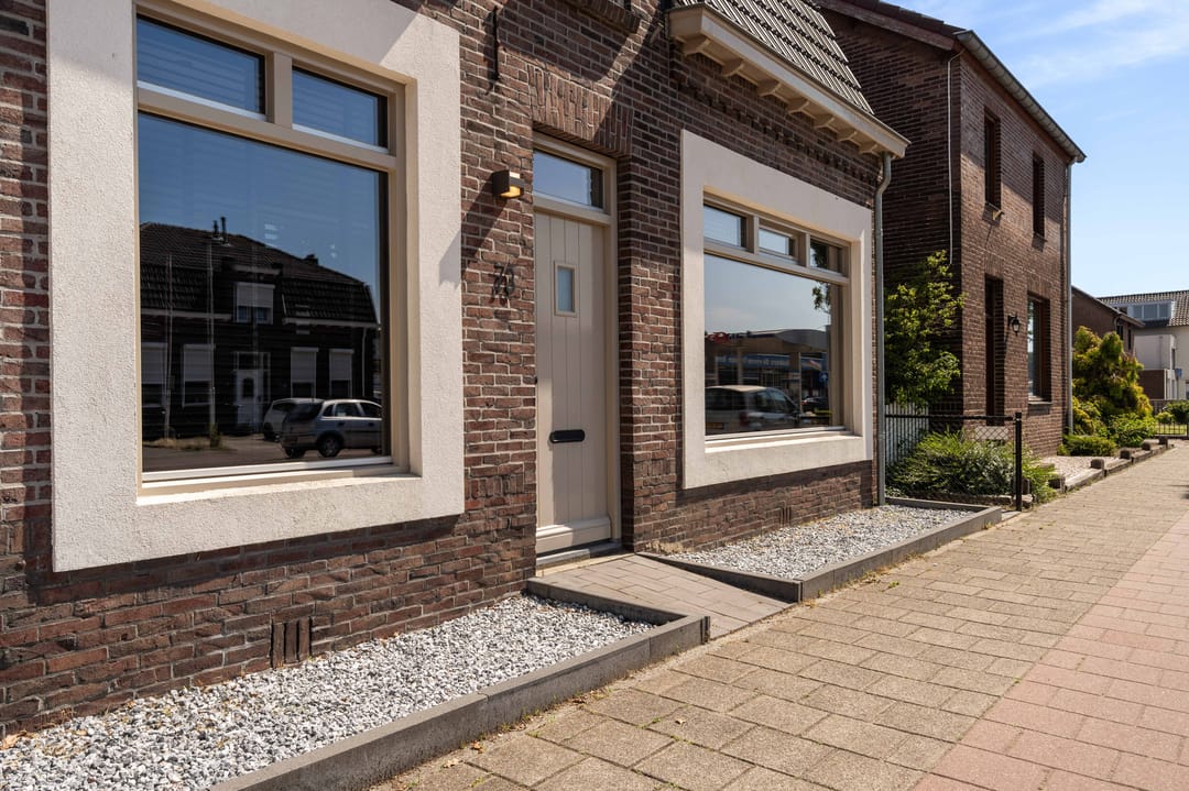 Photo 8 of Roermondseweg 73