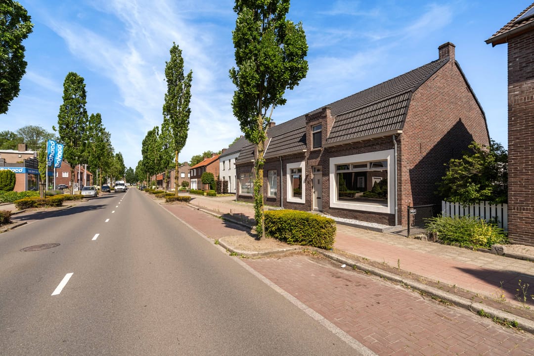 Photo 58 of Roermondseweg 73