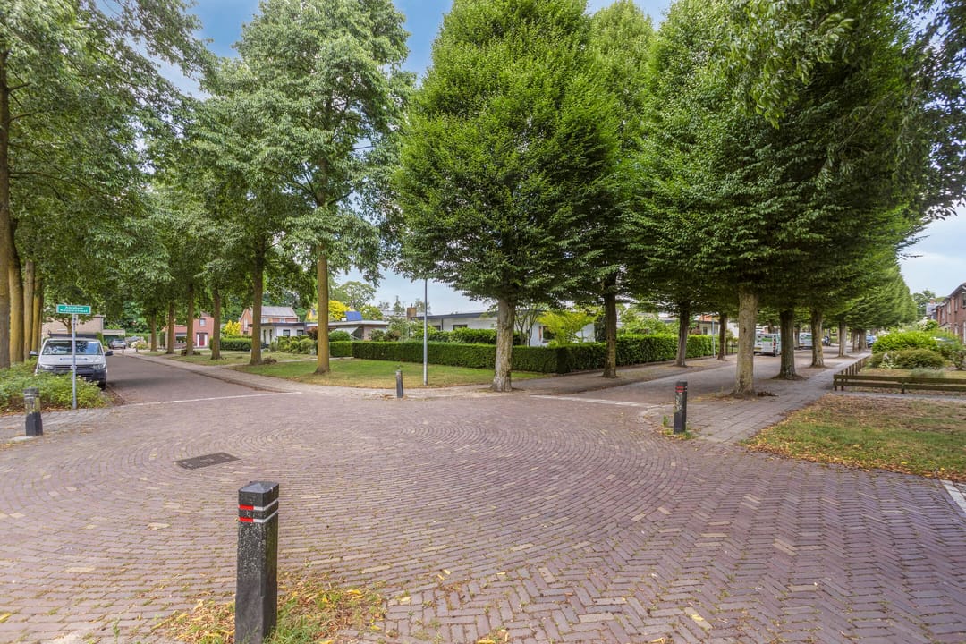 Photo 37 of de Savornin Lohmanstraat 15