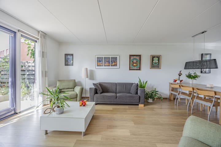 Tussenwoning te koop: Woldplantsoen 8, Lelystad