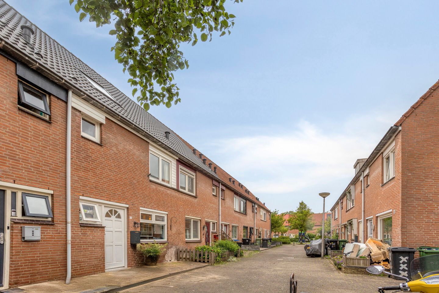 Photo 40 of Bunderstraat 16