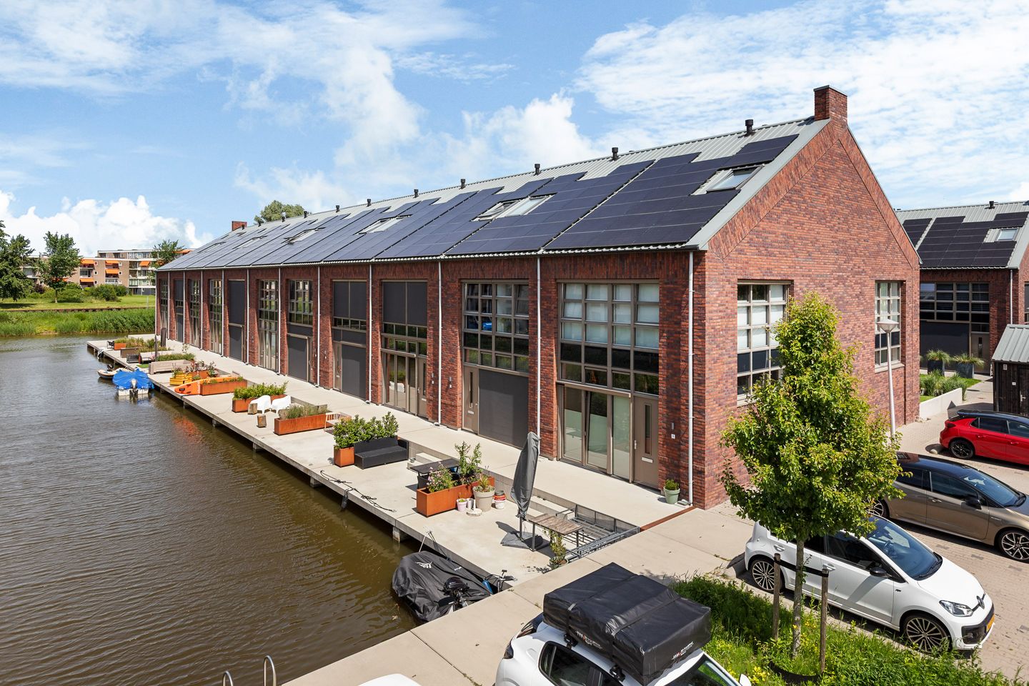Foto 1 van Broukade 15