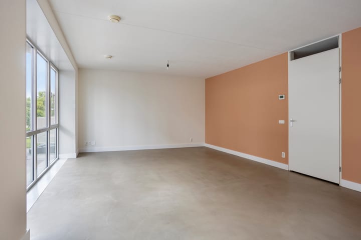 Photo 4 of Heiligeweg 44
