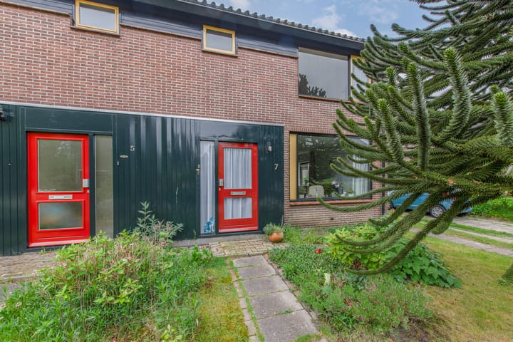 Twee-onder-één-kap te koop: Vuurdoornweg 7, Schoorl