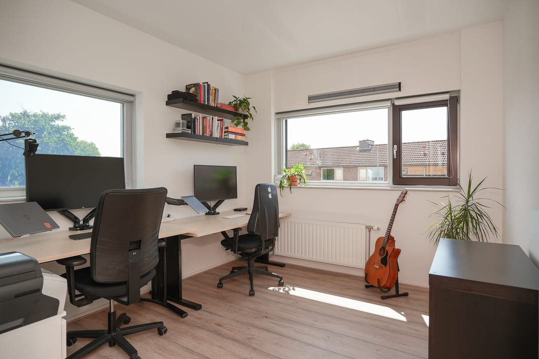 Photo 16 of Waalstraat 10