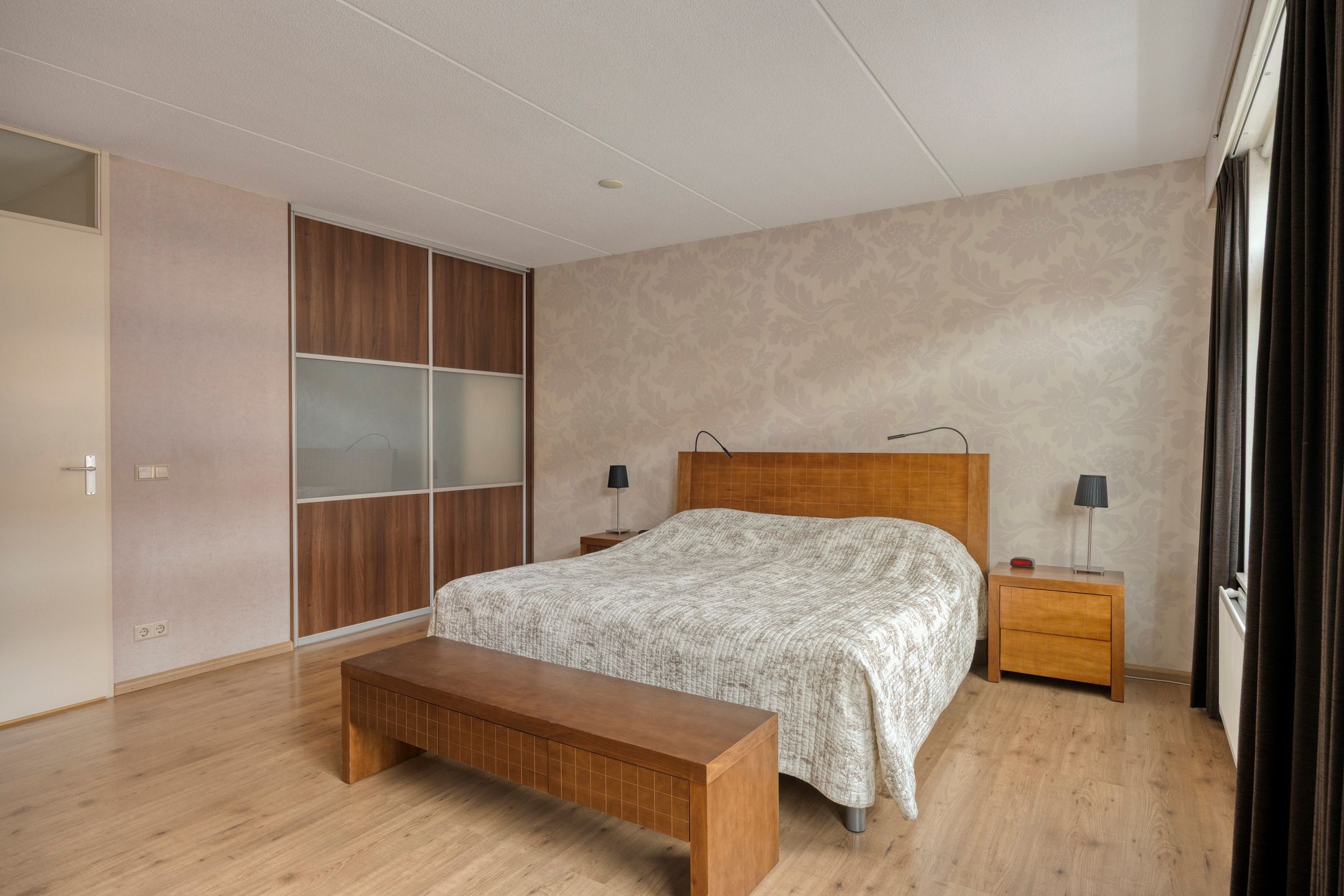 Photo 24 of Koopmanstraat 14