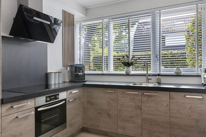 Tussenwoning te koop: Paardenwei 4, Lunteren