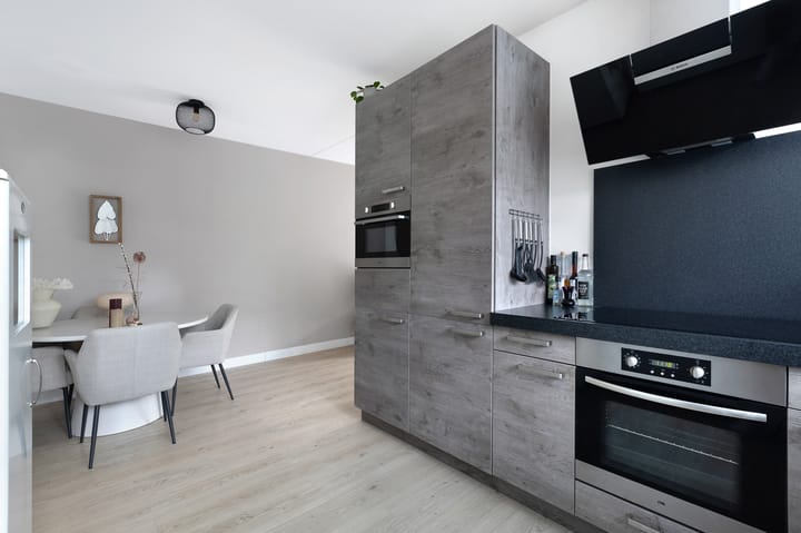 Tussenwoning te koop: Paardenwei 4, Lunteren