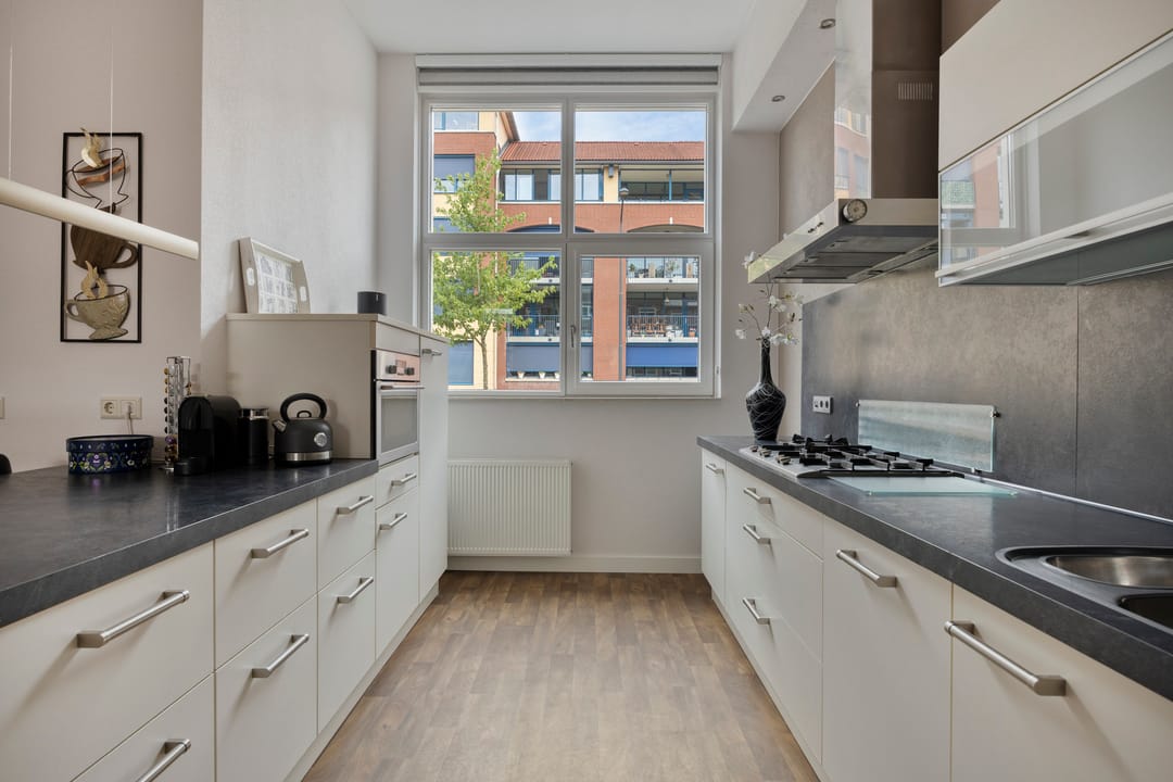 Photo 17 of Koopmanstraat 14