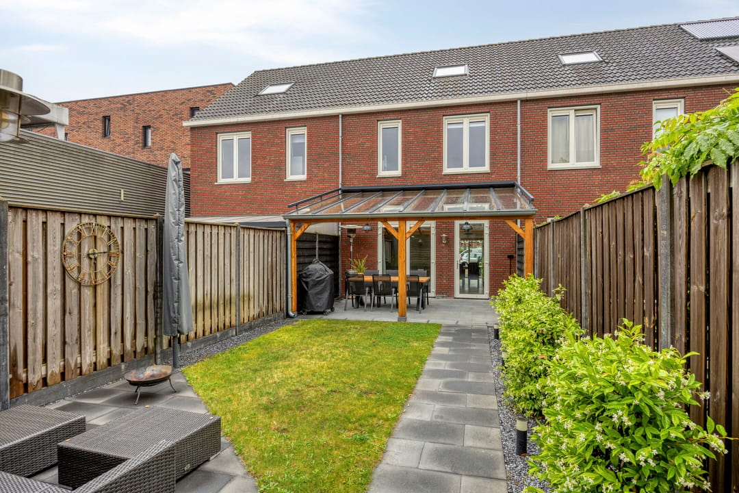 Photo 37 of Poolsestraat 5