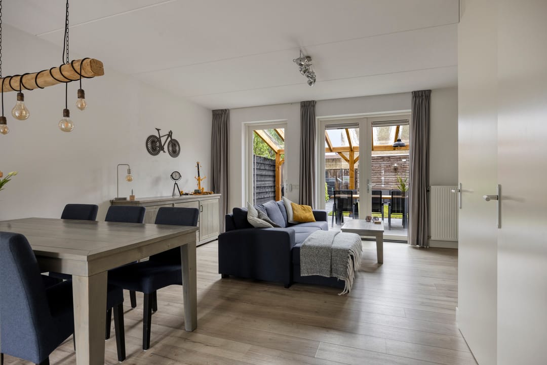 Photo 2 of Poolsestraat 5