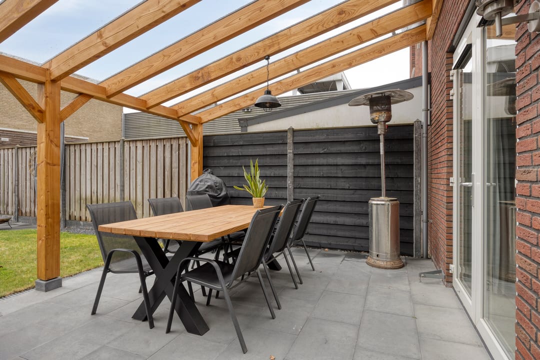 Photo 32 of Poolsestraat 5
