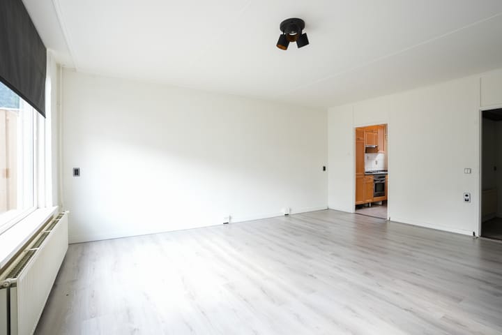 Photo 4 of Erensteinerstraat 22