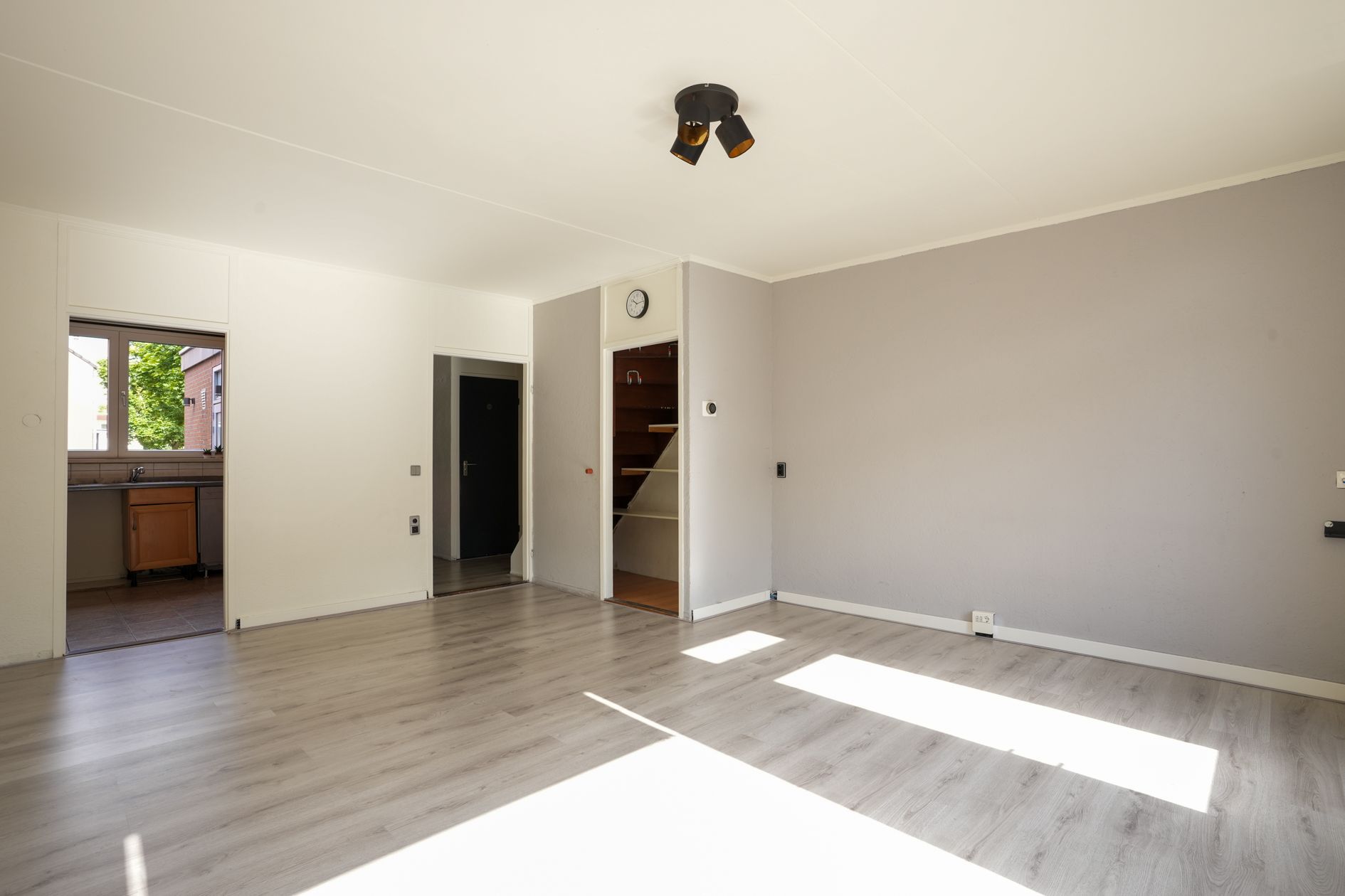 Photo 6 of Erensteinerstraat 22