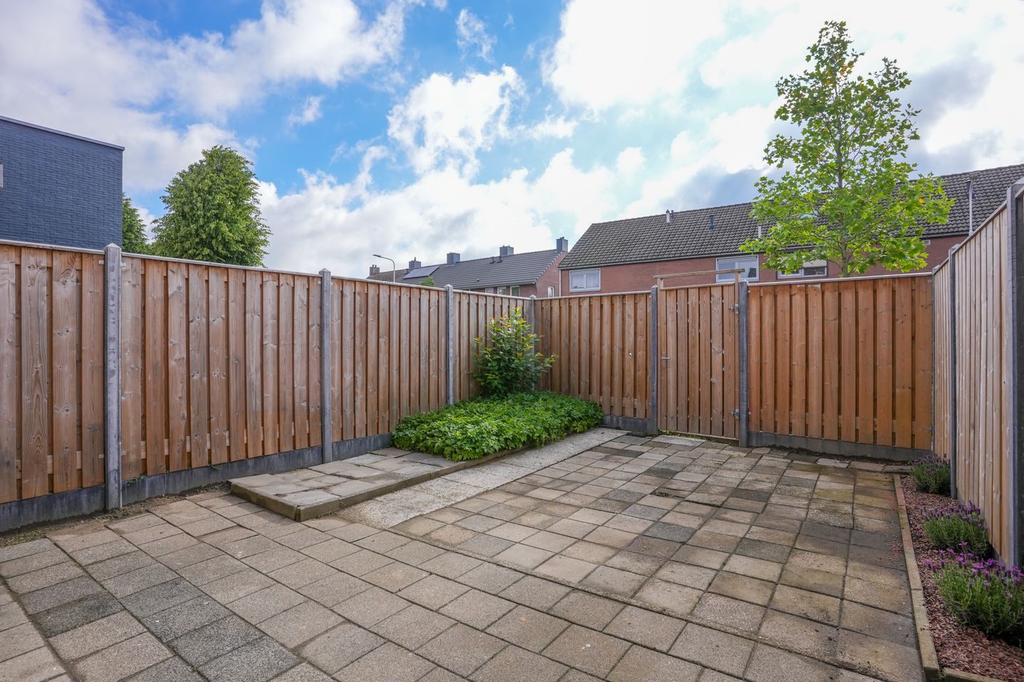 Photo 20 of Erensteinerstraat 22