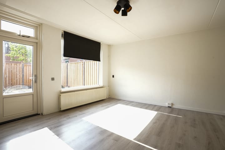 Photo 5 of Erensteinerstraat 22