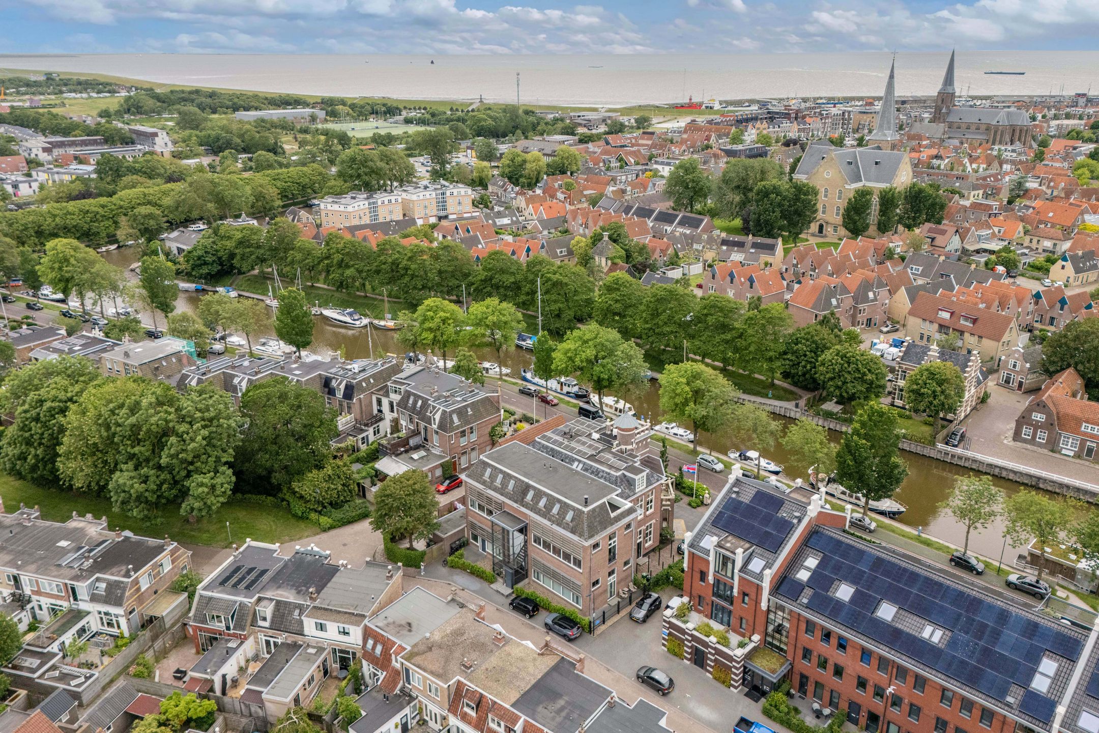 Photo 6 of Oosterstraat 2-A