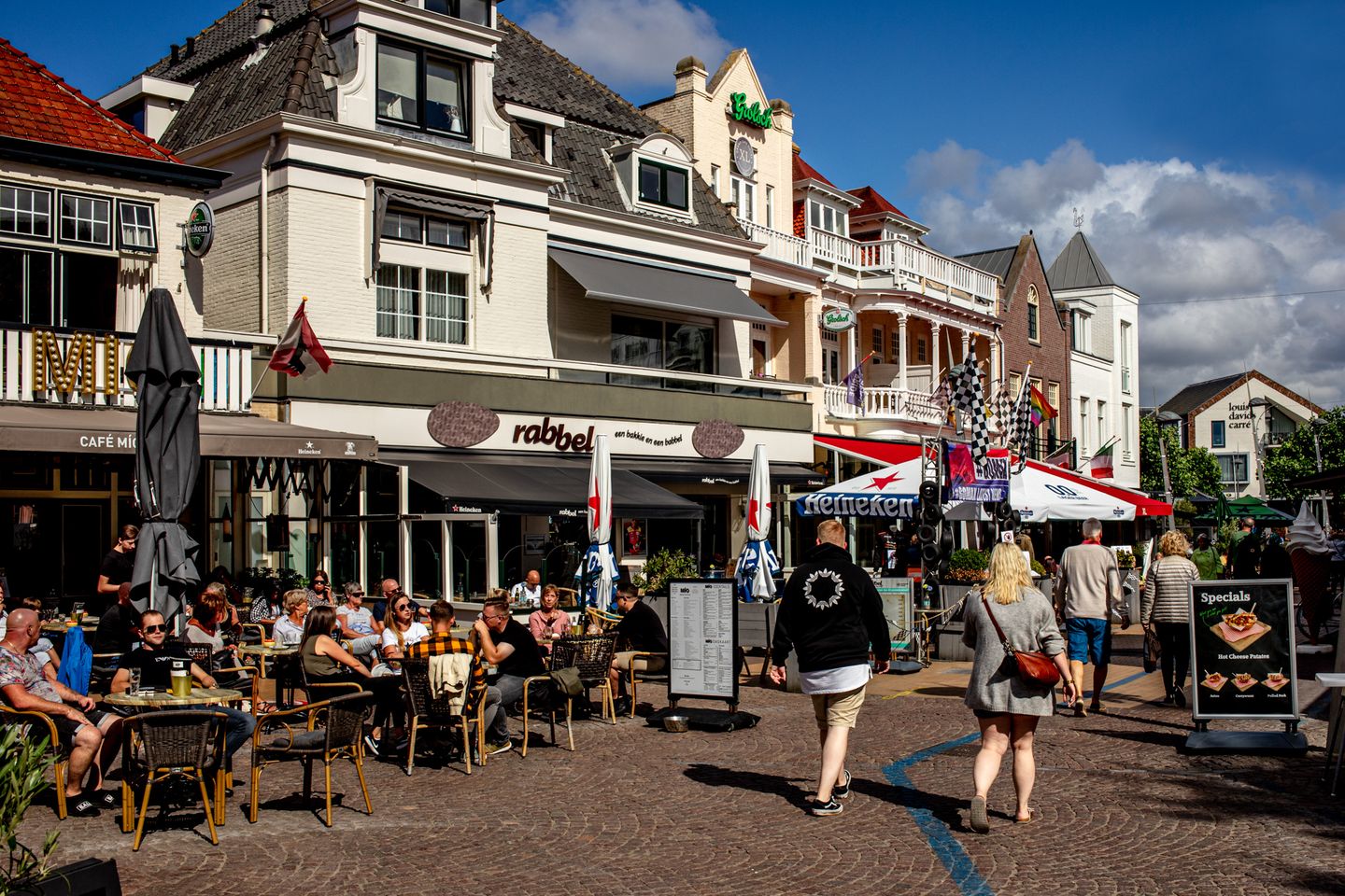 Photo 25 of de Ruyterstraat 72