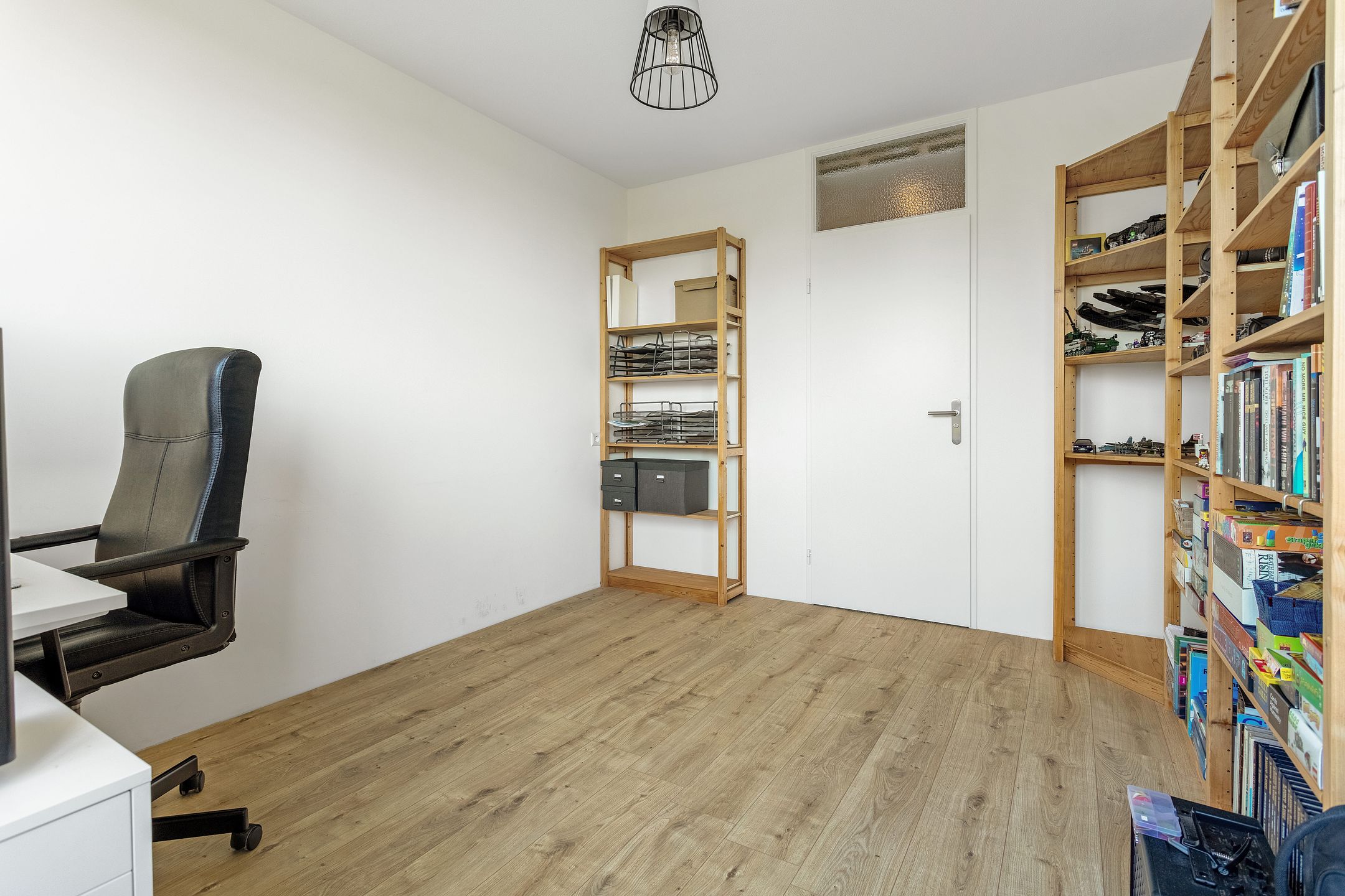 Photo 18 of Johannes Poststraat 430