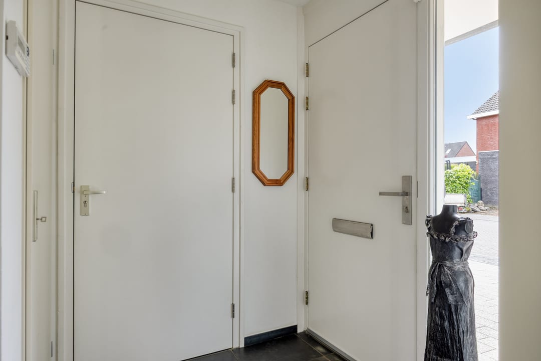 Photo 13 of Jo Calsstraat 37