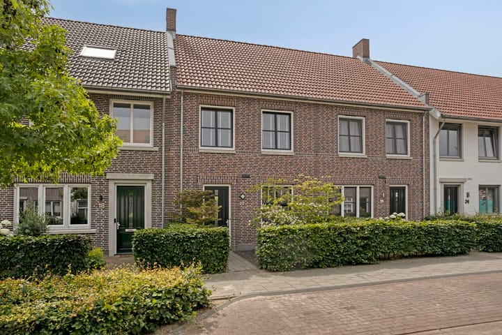Foto 4 van Zwartbont 20