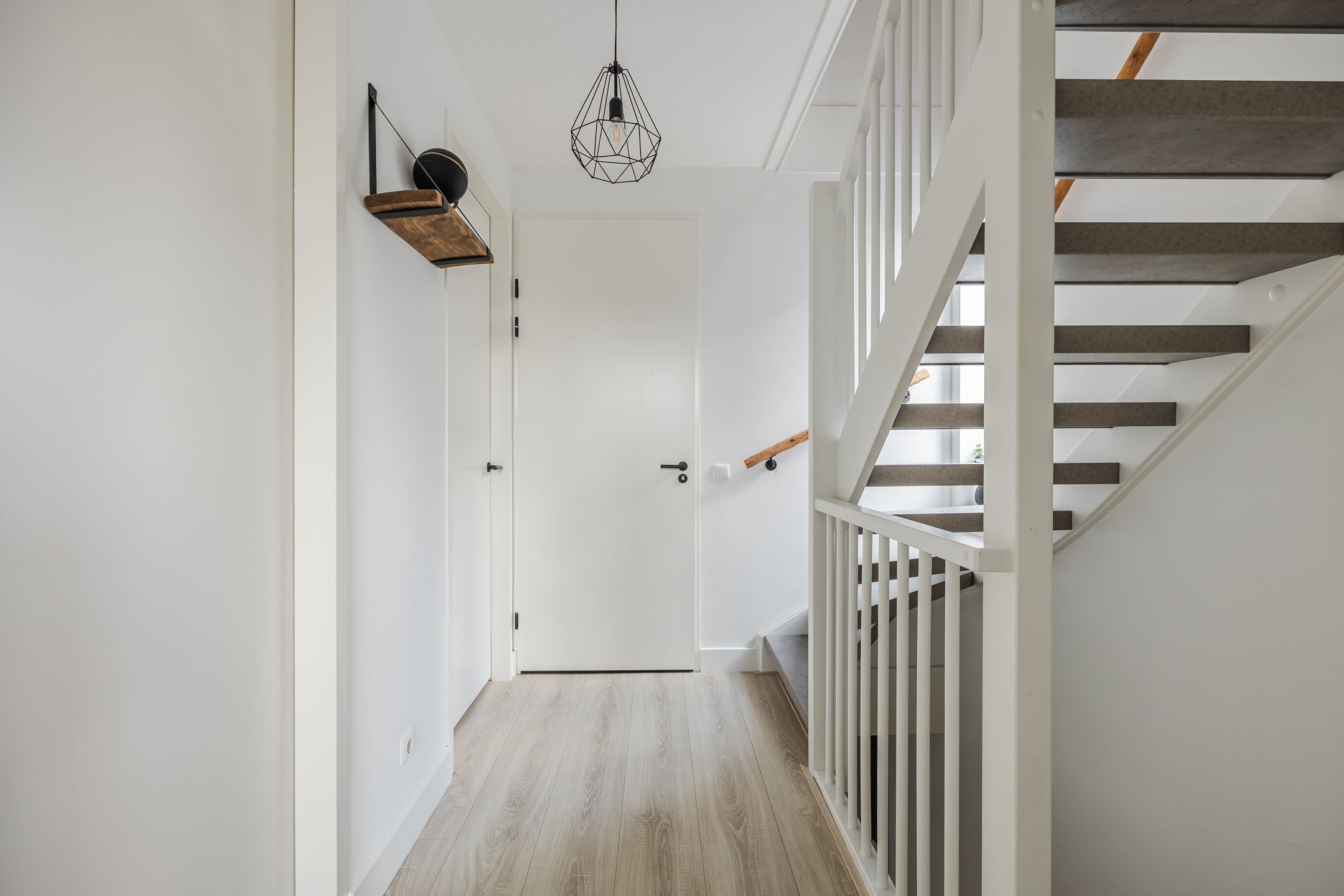 Foto 42 van Maximalaan 56