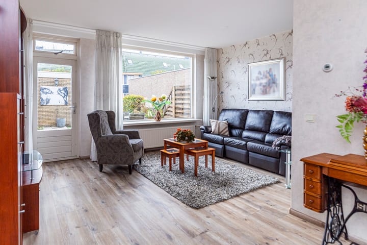 Hoekwoning te koop: Margrietlaan 4, Poeldijk