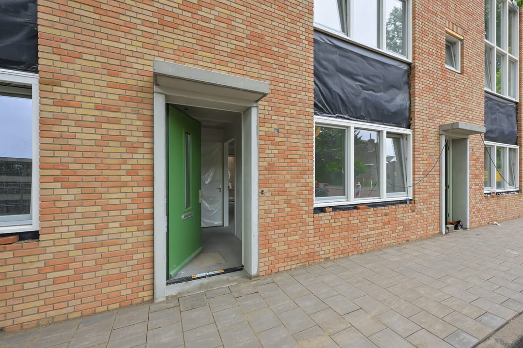Photo 1 of Van Moerkerkenstraat 35