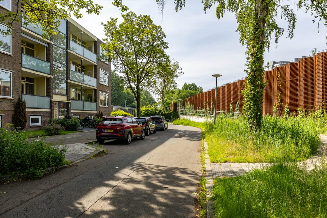 Photo 32 of Betje Wolffstraat 70