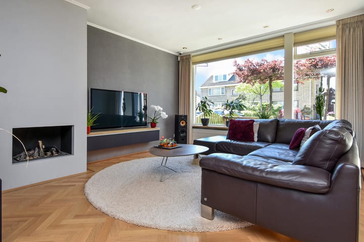 Tussenwoning te koop: Kerklaan 27, Wateringen