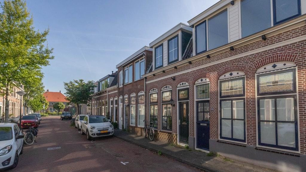 Foto 40 van Floresstraat 23