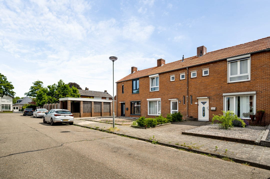 Foto 41 van Van der Meerstraat 5
