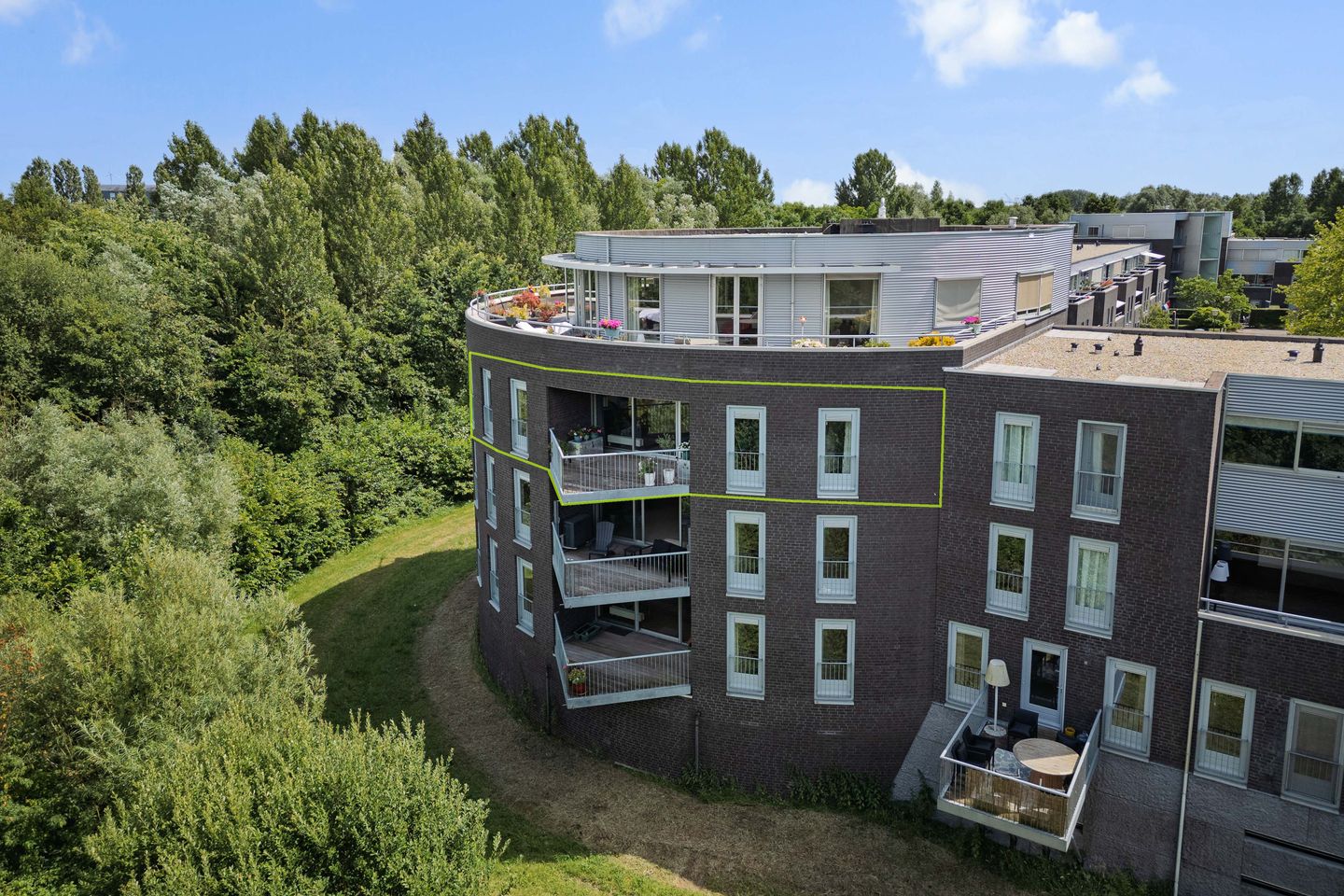 Foto 1 van Velderwoude 32
