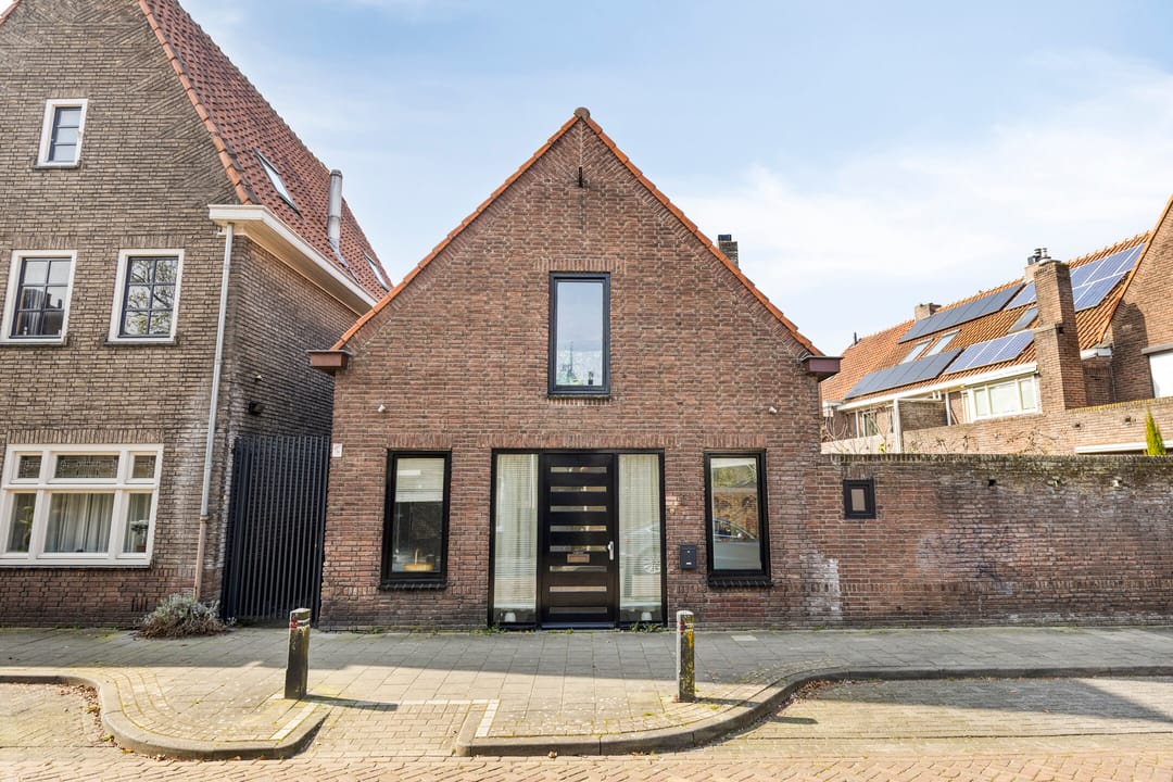 Foto 1 van Tjalkstraat 2-A