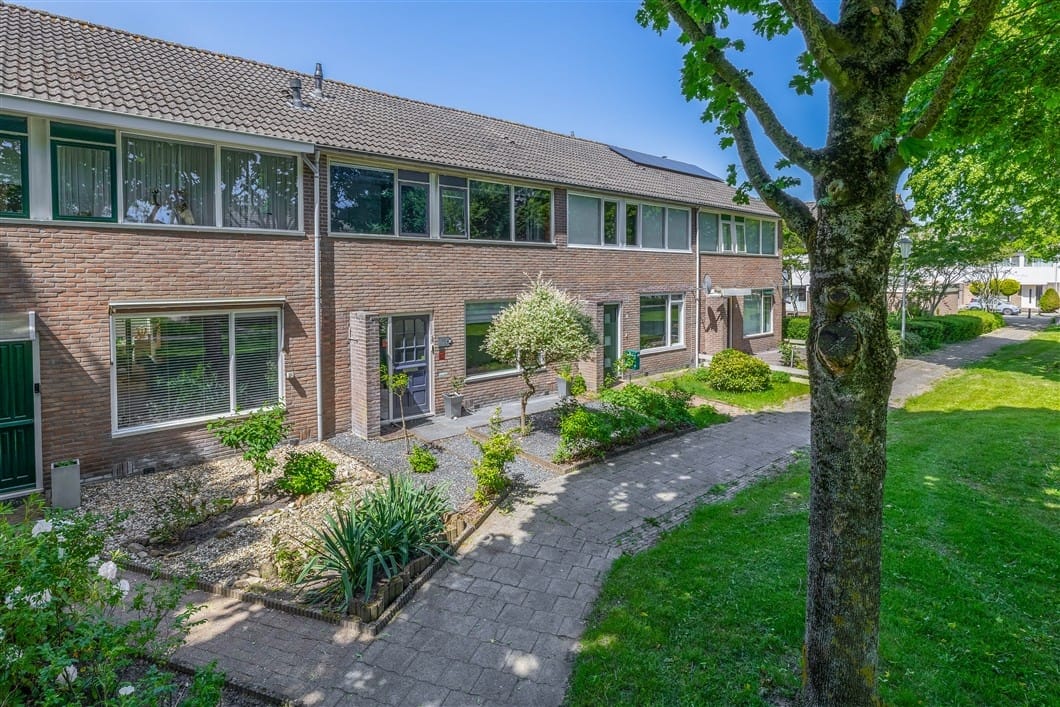 Photo 6 of Schoenerstraat 37