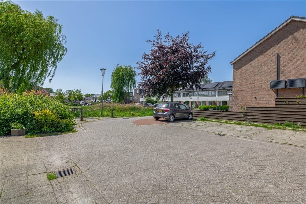 Photo 31 of Schoenerstraat 37