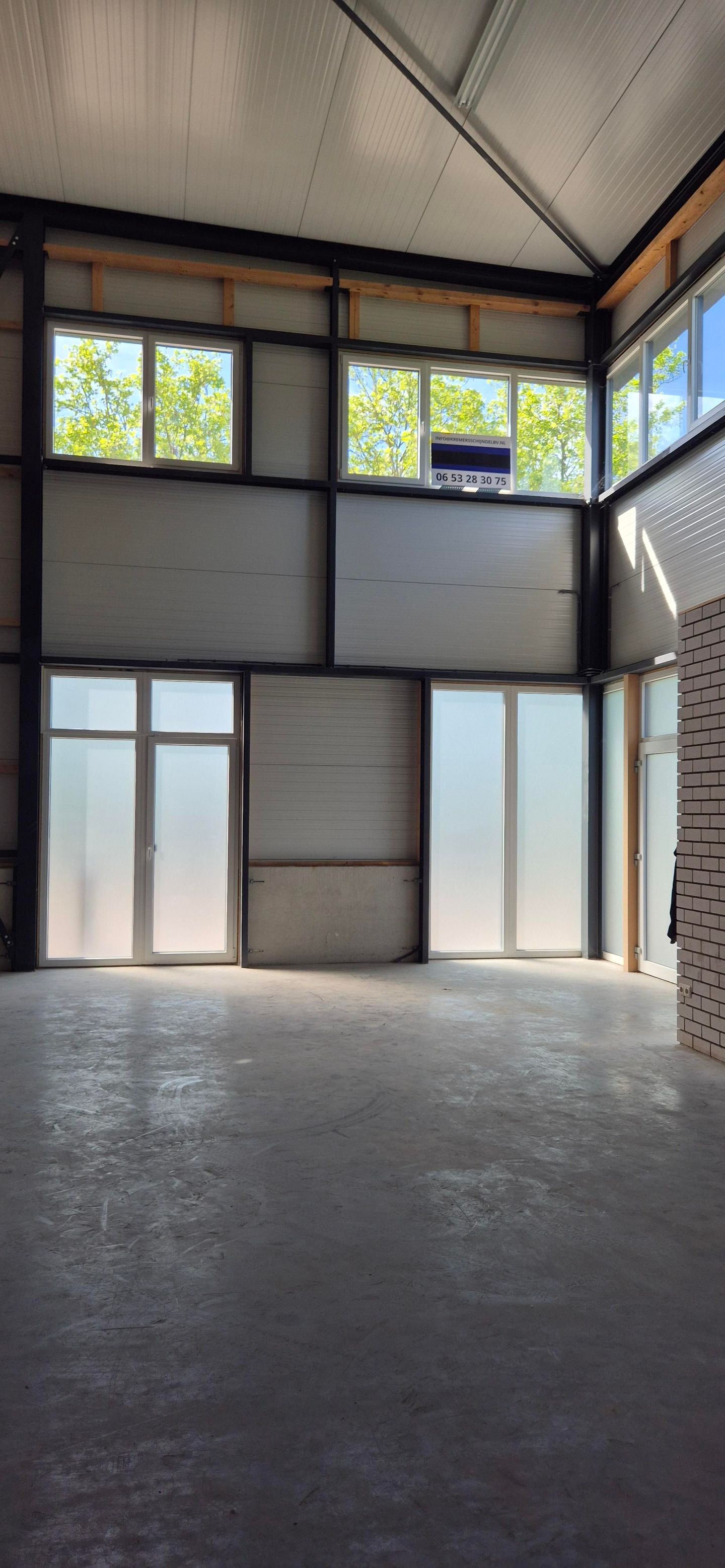 View photo 3 of Rooiseheide 37-K