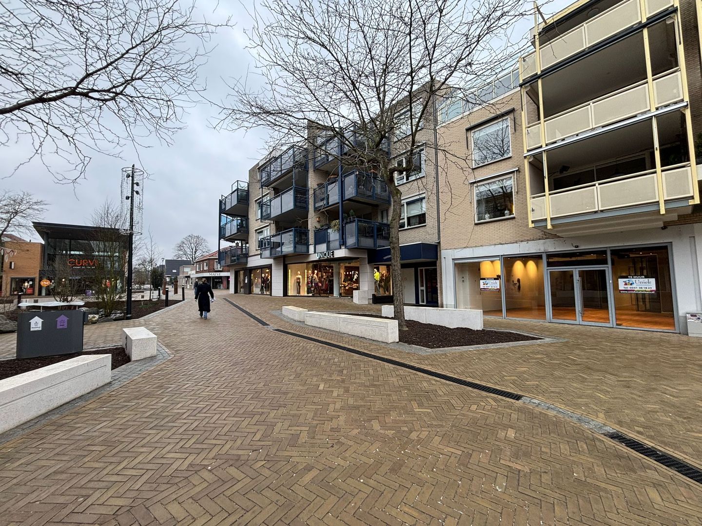 Bekijk foto 2 van Willem-Alexanderstraat 28