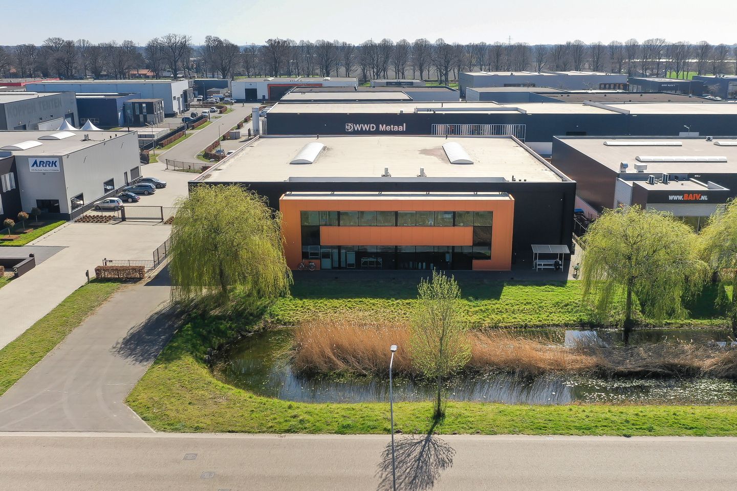 Bekijk foto 3 van Aluminiumstraat 16