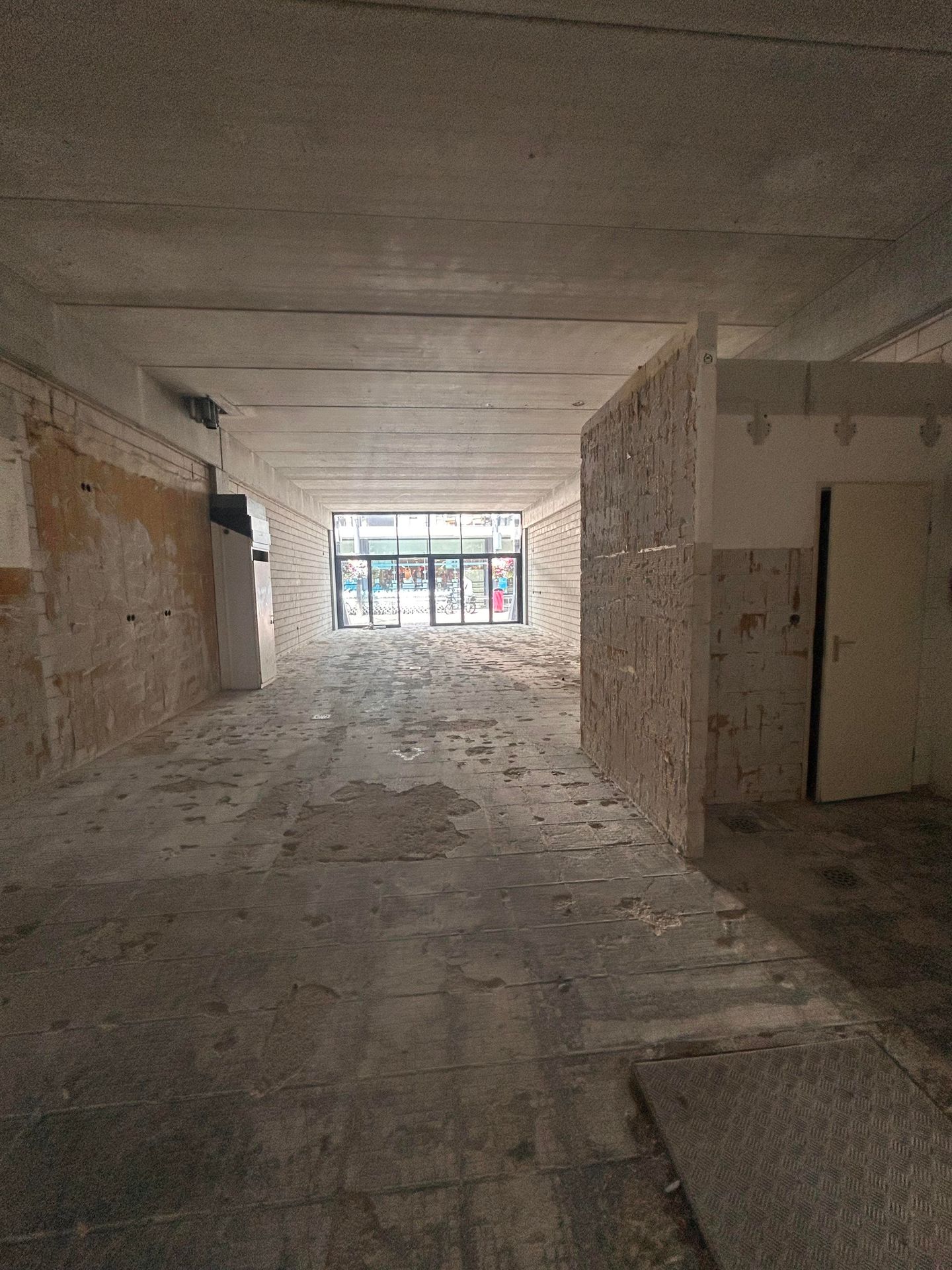 View photo 5 of Van Eesterenplein 91
