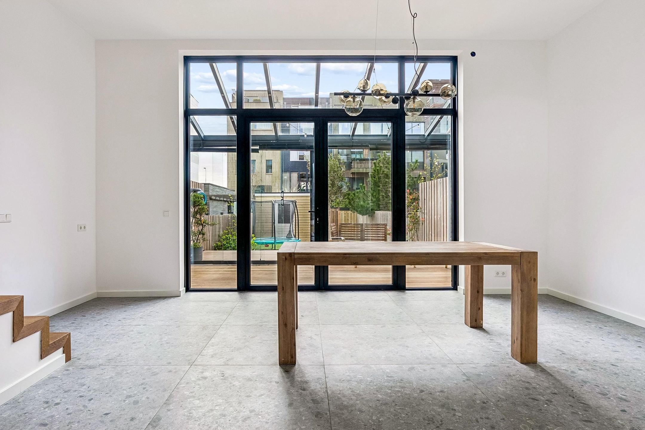 Photo 3 of Nydia Ecurystraat 12