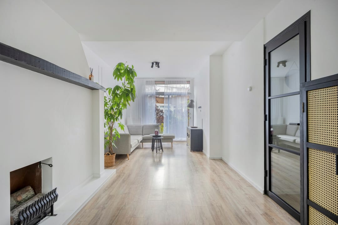 Photo 1 of Buys Ballotsingel 33-B