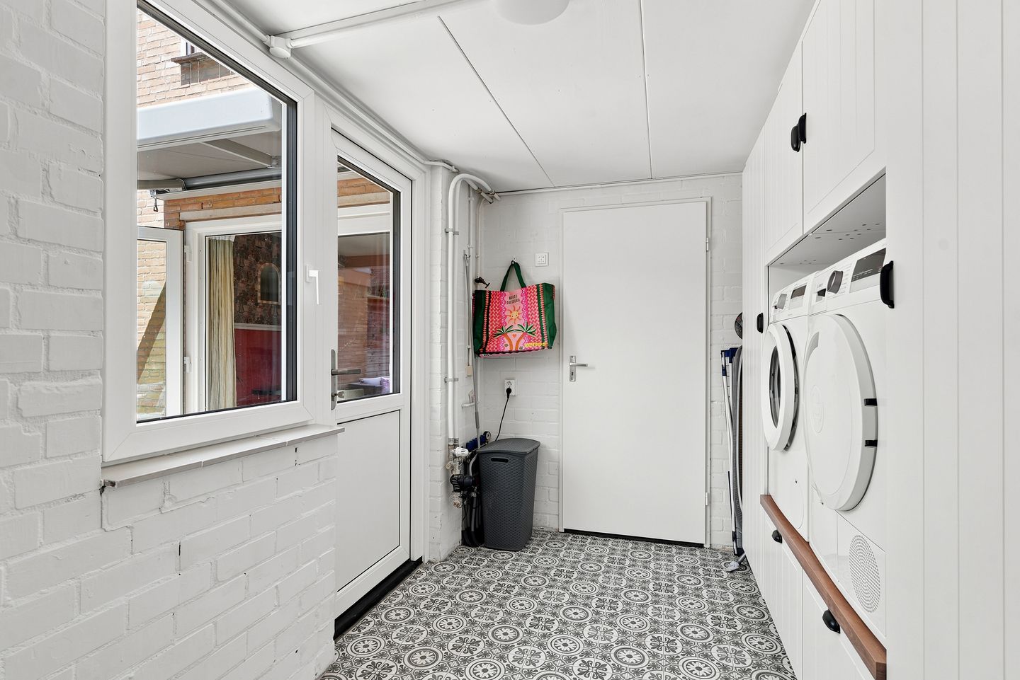 Photo 10 of Ganzestraat 12