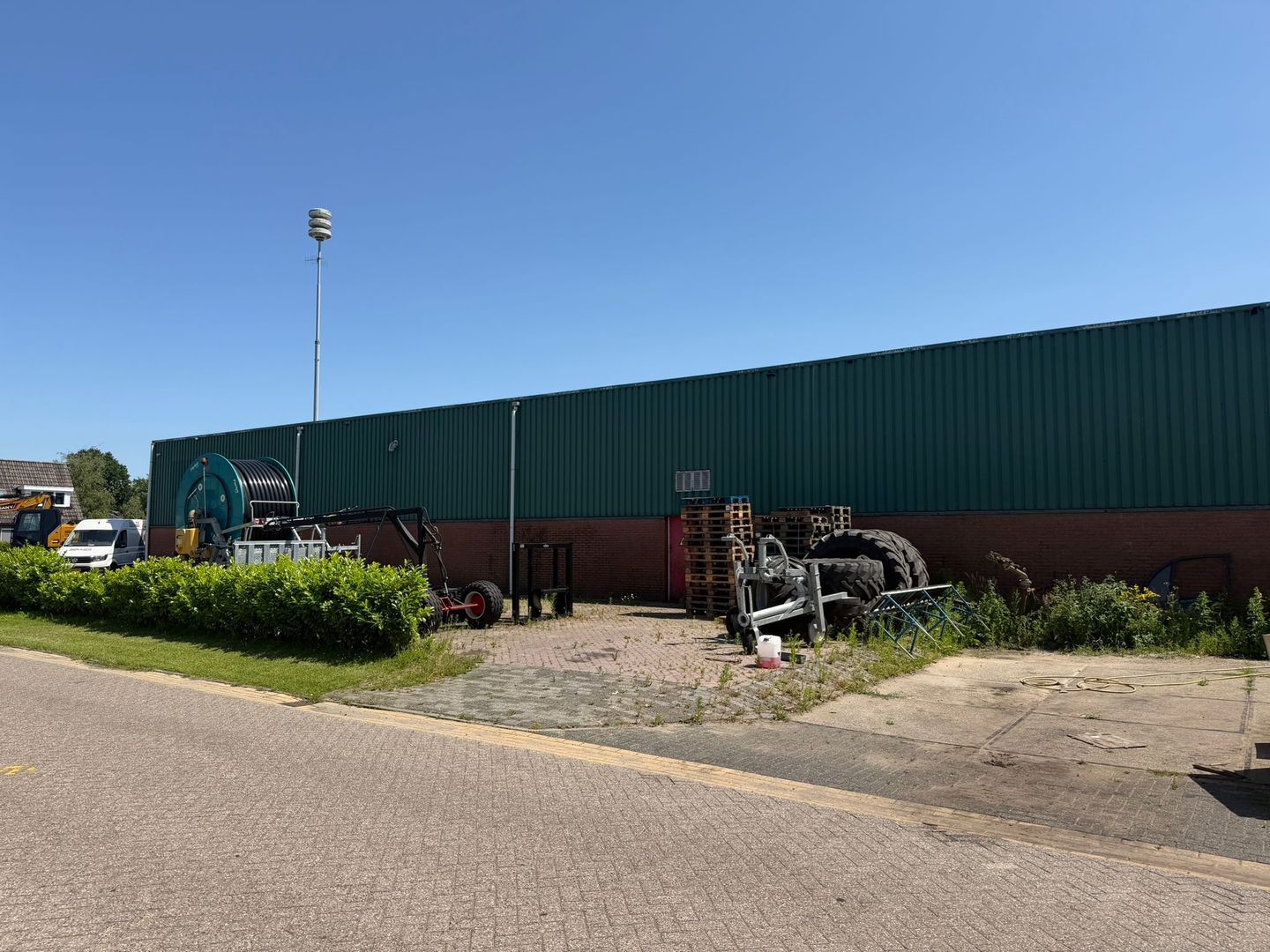 Bekijk foto 3 van Industrieweg 7-B