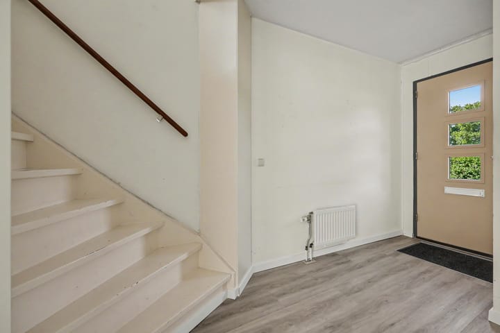Tussenwoning te koop: Margaretha Roosenboomlaan 35, Enschede