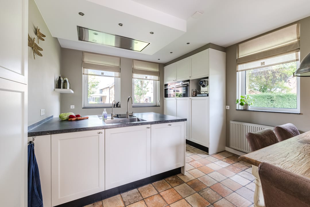 Photo 16 of Veenstraat 16