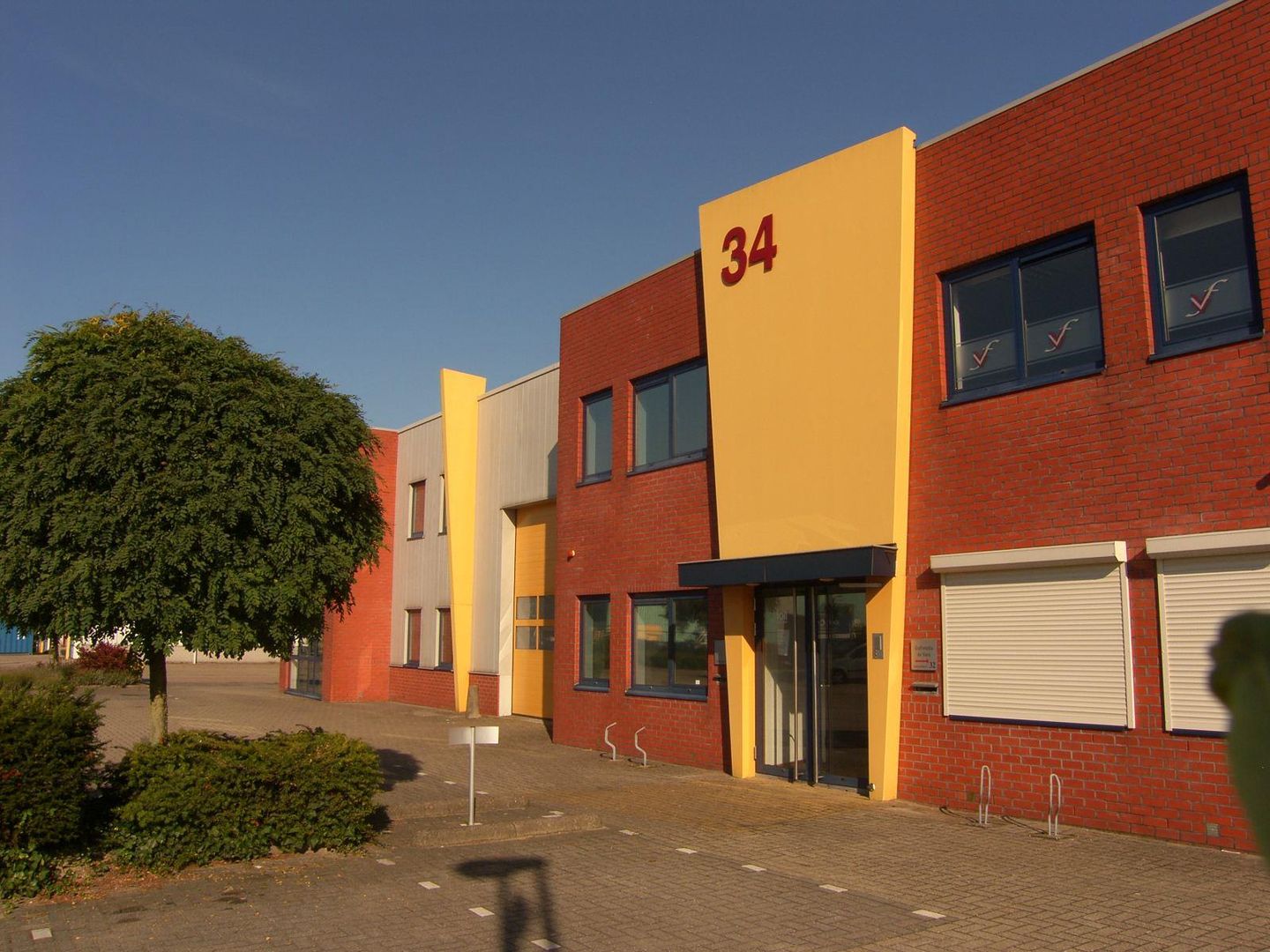 Bekijk foto 4 van Einsteinstraat 34