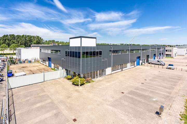 Roggestraat 23-25, Nieuw-Vennep